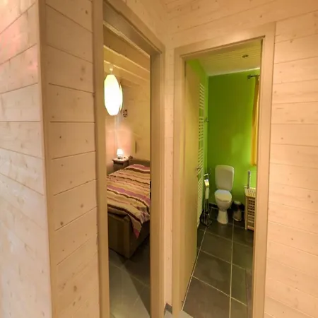 펜션 Luxury With Sauna In The Forest *
