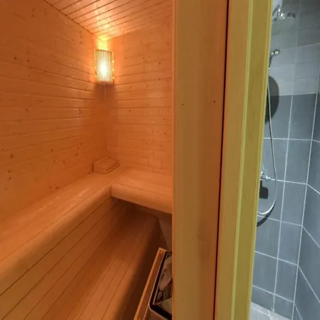 Luxury With Sauna In The Forest